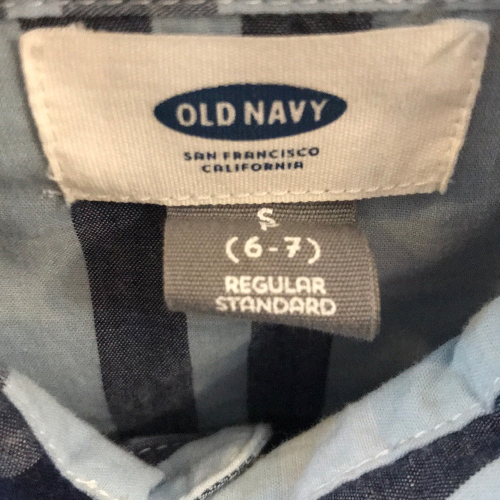 Old Navy button down - Picture 2 of 2
